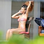 Second pic of Rihanna fully naked at Largest Celebrities Archive!