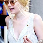 Second pic of :: Largest Nude Celebrities Archive. Dakota Fanning fully naked! ::
