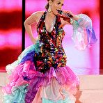 First pic of Jennifer Lopez sexy performs at AMA 2013 stage