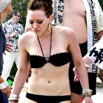 Third pic of :: Largest Nude Celebrities Archive. Hilary Duff fully naked! ::