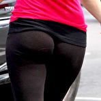 First pic of Kelly Brook cameltoe free photo gallery - Celebrity Cameltoes