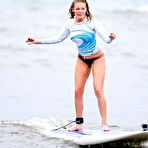 Second pic of LeAnn Rimes paddleboarding in Hawaii