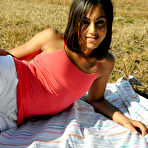 First pic of Jazmin Beach gets pounded by her boyfriend on their picnic blanket