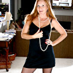 First pic of Over 30 MILF - AllOver30.com - Featuring Michelle M from Sacramento, CA