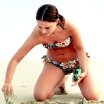 First pic of ::: MRSKIN :::Actress Natalie Portman paparazzi see thru and bikini shots
