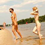 Second pic of :: X-Nudism :: nudist guy - 
public voyeur - 
smoothies nudist - 
nudist clips 
  ::: 
