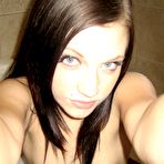 Second pic of Stolen pictures from 4Chan of this hot self shot teen.