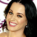 Fourth pic of Katy Perry shows deep cleavage and pants paparazzi shots