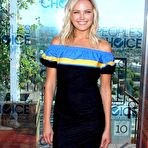 First pic of Malin Akerman posing for paparazzi at Peoples Choice Awards 2011 press conference