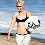 Second pic of :: Largest Nude Celebrities Archive. Gwen Stefani fully naked! ::