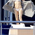 Third pic of :: Largest Nude Celebrities Archive. Gwen Stefani fully naked! ::