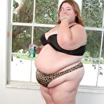 Second pic of Hardcore Fatties - Fat Obese Girl Posing At Home