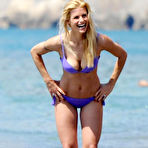 Second pic of  Michelle Hunziker fully naked at CelebsOnly.com! 