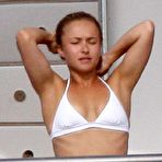 Fourth pic of  Hayden Panettiere fully naked at TheFreeCelebrityMovieArchive.com! 