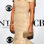 First pic of Paula Abdul posing for paparazzi in night dress at 64th Annual Tony Awards