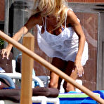 Second pic of Pamela Anderson nude posing photos