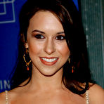 Fourth pic of Lacey Chabert