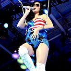 Second pic of Katy Perry looking sexy on the Divas Salute the Troops stage