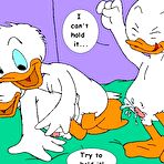Third pic of Donald Duck fucking friends - Free-Famous-Toons.com
