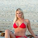 Second pic of Brooke Hogan sexy in red bikini shows cleavage on the Miami beach