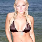 Third pic of Brooke Hogan posing sexy in bikini photoshoot