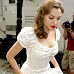 First pic of CelebrityMovieDB.com - Angelina Jolie