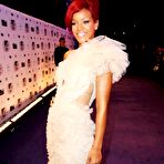First pic of Rihanna looking sexy at MTV Europe Music Awards 2010