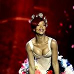 Third pic of Rihanna looking sexy at MTV Europe Music Awards 2010