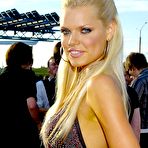 Fourth pic of Sophie Monk