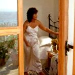 Third pic of :: Shirley Valentine naked photos :: Free nude celebrities.