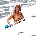 First pic of  Geri Halliwell fully naked at Largest Celebrities Archive! 