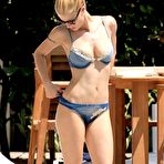 Second pic of Michelle Hunziker fully naked at Largest Celebrities Archive!