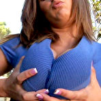 First pic of Jenna Doll at the World Famous HeavyHandfuls.com!