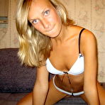 First pic of Sex girlfriend pics :: Images of a blond housewife posing around the house 