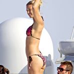 Fourth pic of :: Largest Nude Celebrities Archive. Bar Refaeli fully naked! ::