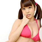 Fourth pic of Mizuho Shiraishi with cans in pink bath suit plays with her hair