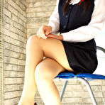Second pic of Noriko Kijima Asian with specs and office suit is elegant and hot