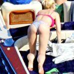 Second pic of Gwen Stefani fully naked at Largest Celebrities Archive!