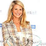 First pic of Christie Brinkley tight jeans cameltoe free photo gallery - Celebrity Cameltoes