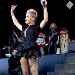 Third pic of Pink performs at the 2010 Isle of Wight music festival