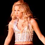 First pic of Shakira performs on the opening of her US Tour in Atlantic City