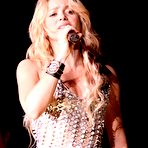 Second pic of Shakira performs on the opening of her US Tour in Atlantic City