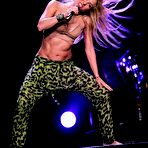 Third pic of Shakira sexy performs at Madison Square Garden stage