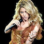First pic of Shakira performing during Rock in Rio music Festival in Spain