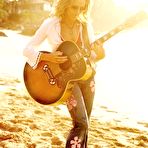 First pic of Sheryl Crow