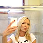 First pic of Tight blonde babe takes pix of herself with her mobile