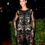First pic of Beyonce Knowles in tight semi transparent dress