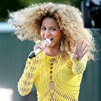 First pic of Beyonce Knowles performs Good Morning America stage