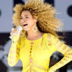 Third pic of Beyonce Knowles performs Good Morning America stage
