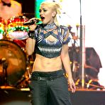 First pic of Gwen Stefani performs at iHeartRadio Music Festival